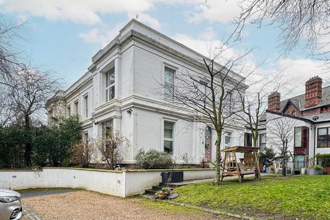 Ullet Road, Liverpool, L8