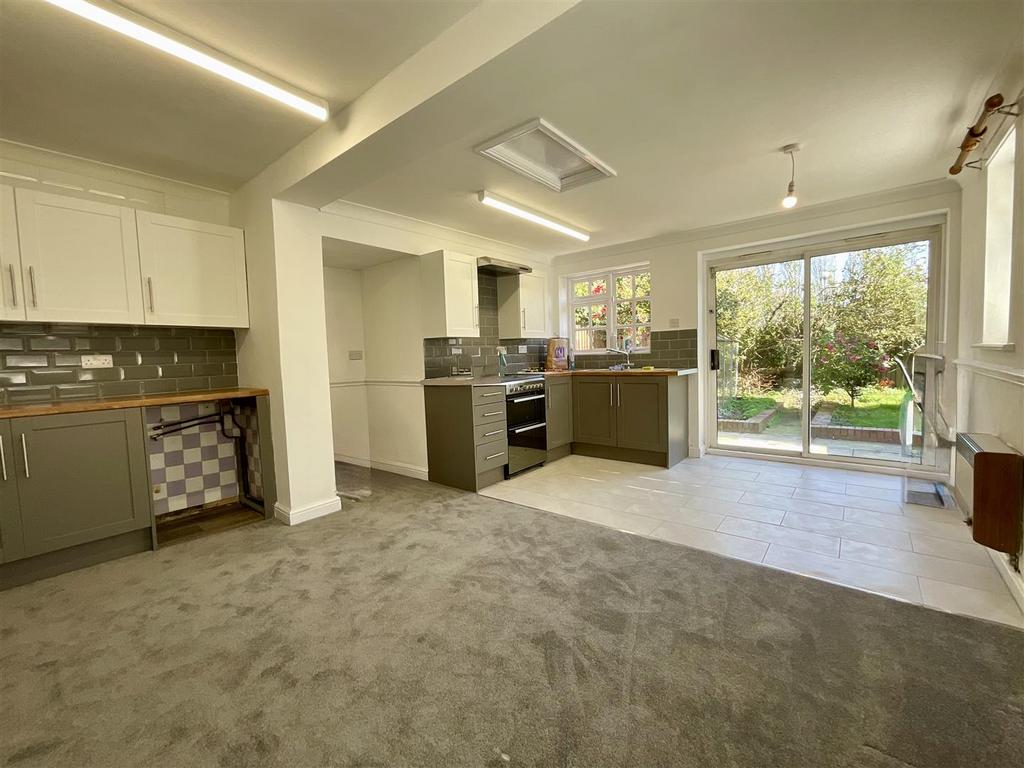 Kitchen diner