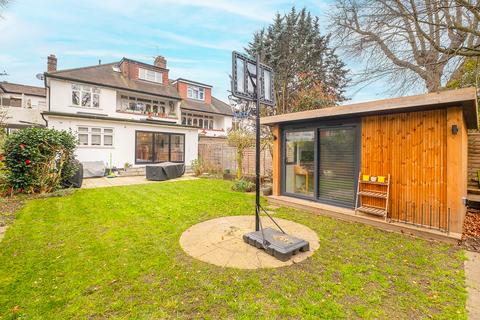3 bedroom maisonette for sale, Glendale Drive, London, SW19