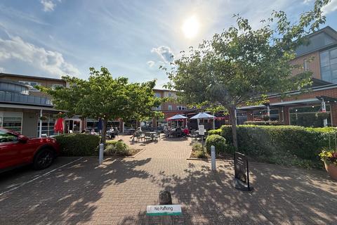 2 bedroom apartment for sale, Patrons Way East, Denham Garden Village, UB9