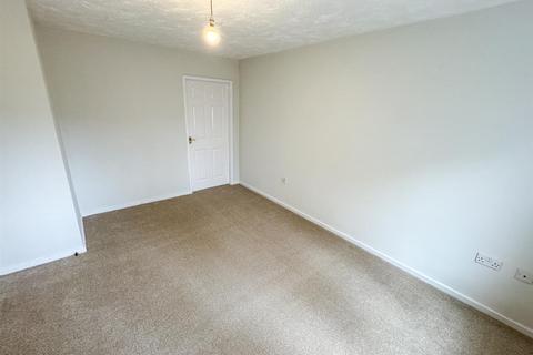 undefined, Lowry Close, Corby NN18