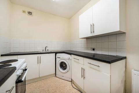 undefined, Catford Broadway, London, SE6 4SN