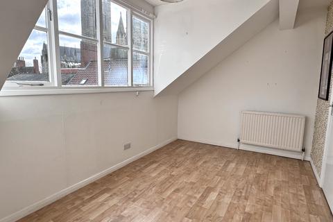 2 bedroom flat to rent, 88B Bailgate, Lincoln, Lincolnshire, LN1