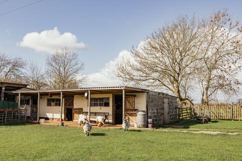 undefined, Lifestyle Opportunity in Beeston