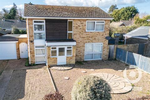 undefined, No Upward Chain - Sycamore Close, South Wootton, King's Lynn