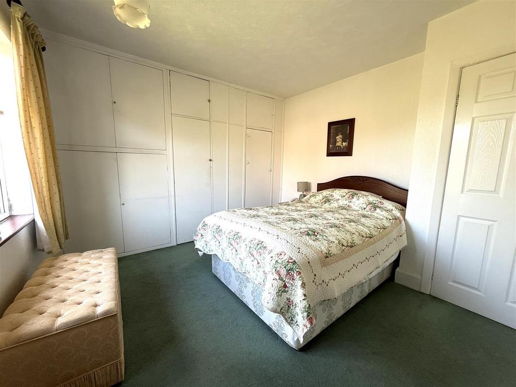 64 SANDY LANE.jpeg