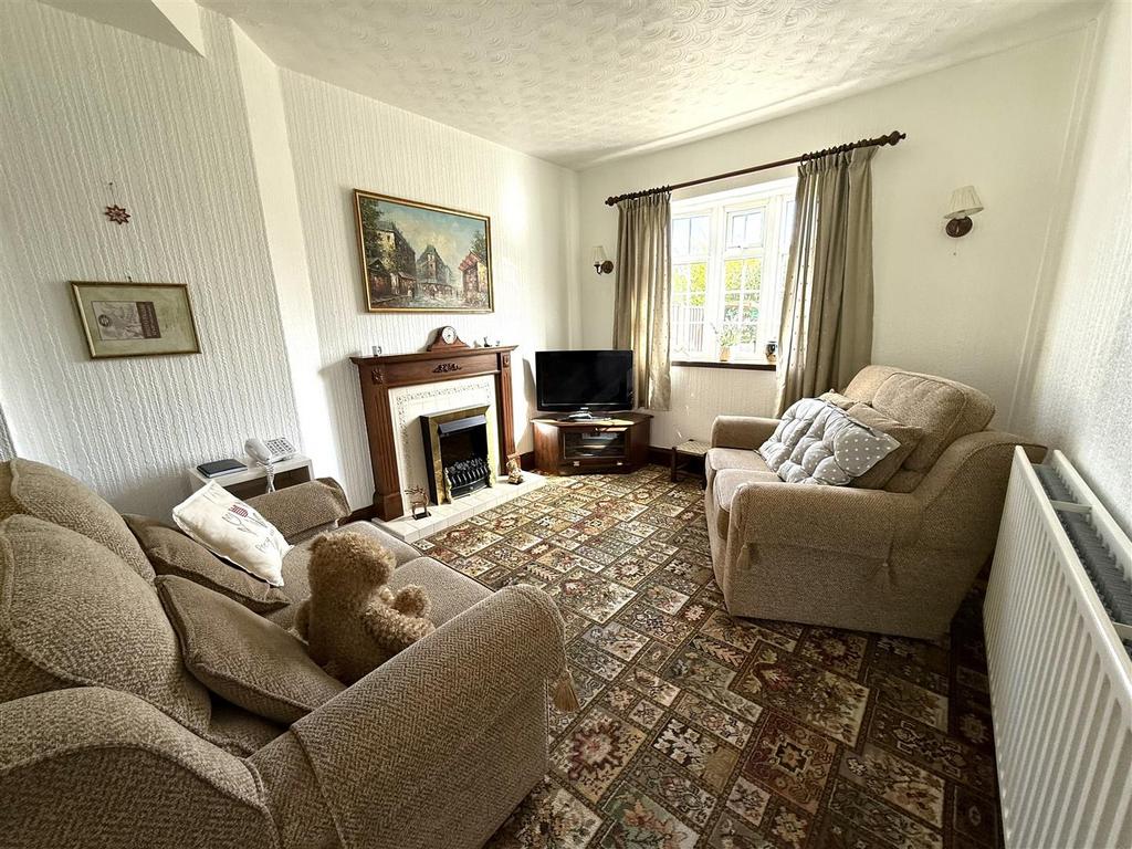 64 SANDY LANE DRT.jpeg