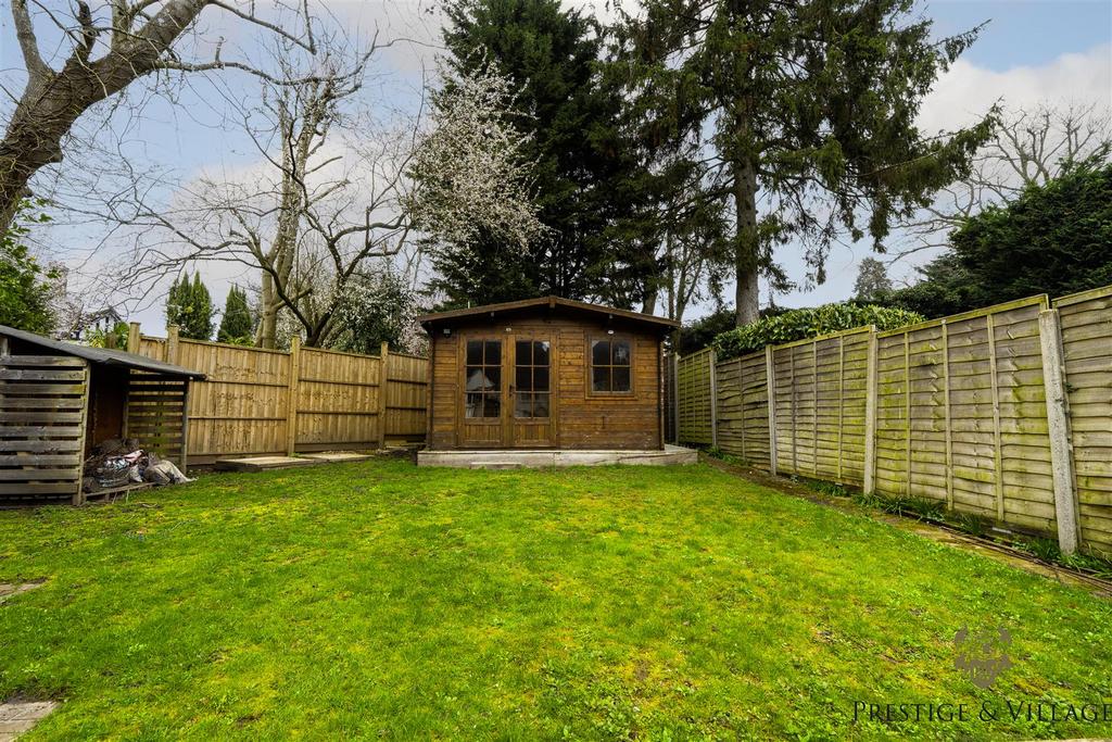 Summer House / Garden Outbuilding