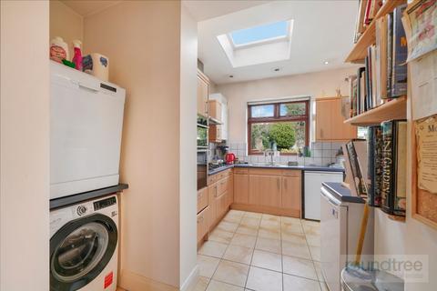 3 bedroom house for sale, Park Road, Hendon NW4