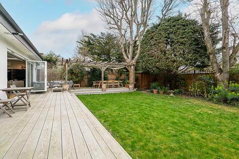 undefined, Hazelwood Close, Ealing, W5