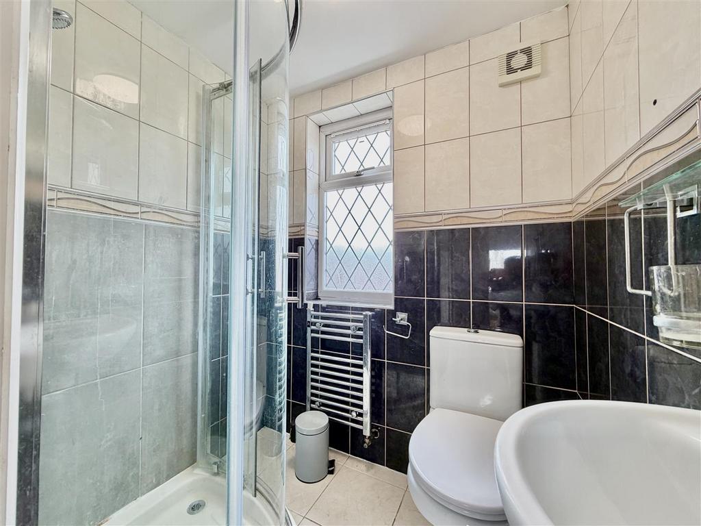 Shower Room/ WC