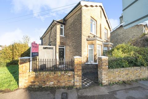 Watton Road, Ware, SG12