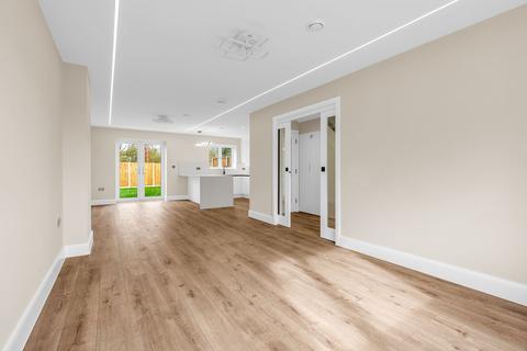 undefined, Dovedale, Ware SG12