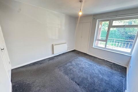 2 bedroom flat to rent, Woburn Crescent, BIRMINGHAM