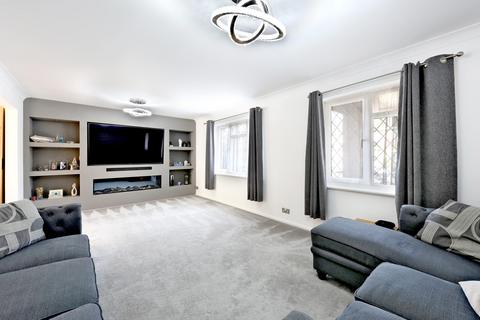 4 bedroom house for sale, Dell Lees, Beaconsfield, HP9