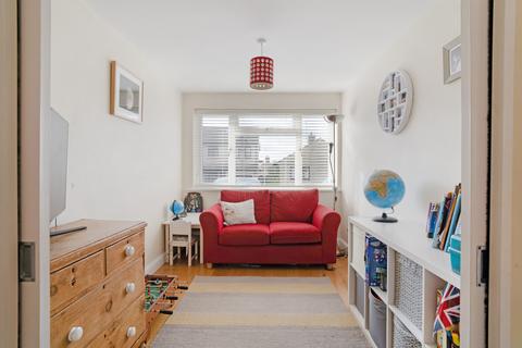 undefined, Linden Close, Cheltenham, GL52