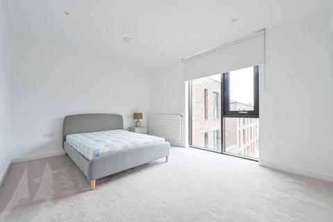 2 bedroom flat for sale, Masthead House, E16, Royal Docks, London, E16