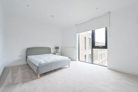2 bedroom flat for sale, Masthead House, E16, Royal Docks, London, E16