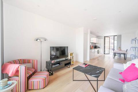 2 bedroom flat for sale, Masthead House, E16, Docklands, London, E16