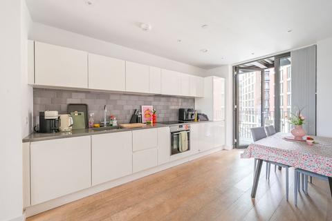 2 bedroom flat for sale, Masthead House, E16, Docklands, London, E16