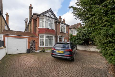 undefined, Gunnersbury Avenue, Ealing, W5