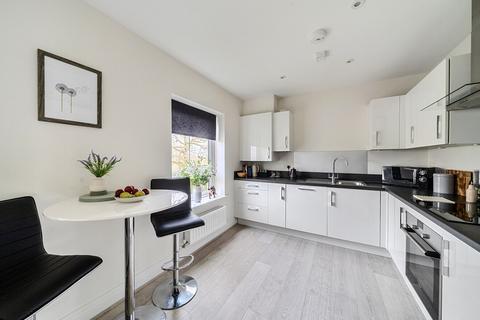 2 bedroom apartment for sale, London Road, Binfield, Bracknell
