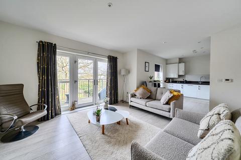 2 bedroom apartment for sale, London Road, Binfield, Bracknell