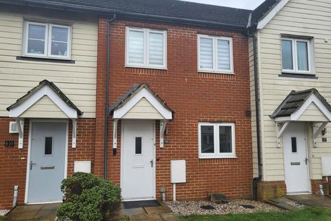 2 bedroom house to rent, Lewis Road, Hawkinge