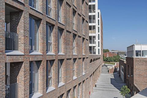 undefined, Mapple Path, Hackney Downs, London, E5