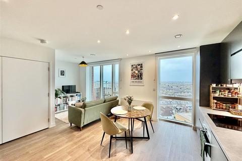 2 bedroom apartment to rent, 5 New Road, Feltham TW14