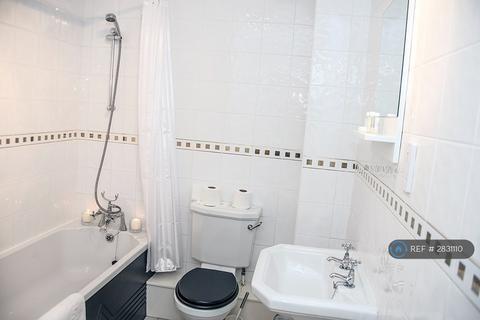 undefined, South Ferry Quay, Liverpool, L3