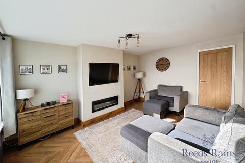 3 bedroom semi-detached house for sale, Grosvenor Way, Tyne and Wear NE5