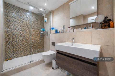 2 bedroom flat to rent, Point West, London, SW7