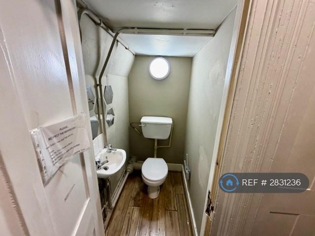 Room1