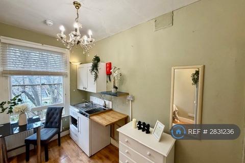 undefined, Hammersmith Grove, London, W6