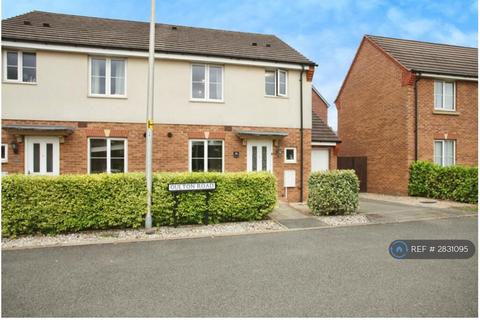 3 bedroom semi-detached house to rent, Oulton Road, Rugby, CV21