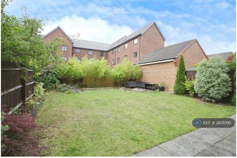 3 bedroom semi-detached house to rent, Oulton Road, Rugby, CV21