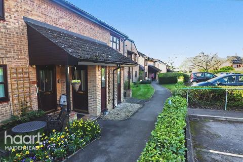 1 bedroom maisonette for sale, Beechcroft Court, Bracknell