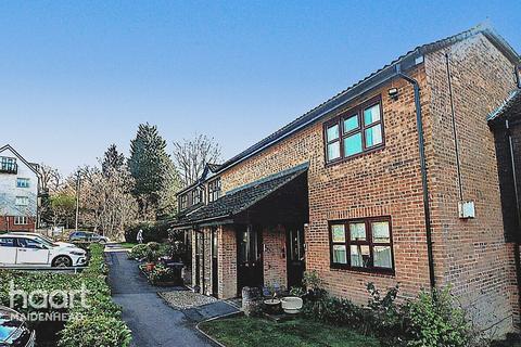 1 bedroom maisonette for sale, Beechcroft Court, Bracknell