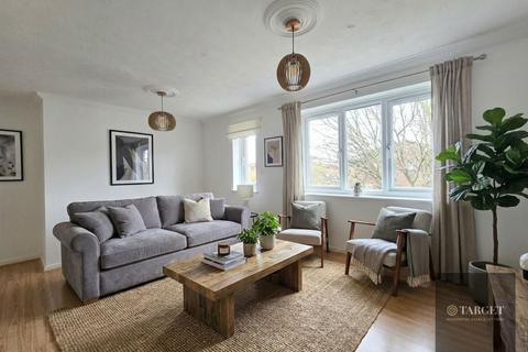 1 bedroom flat to rent, Toby Court, Edmonton N9