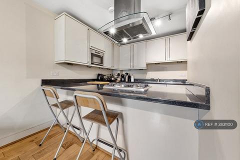 1 bedroom flat to rent, Meridian Court, London, SE15