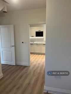 4 bedroom detached house to rent, Rosewood Avenue, Maidenhead, SL6