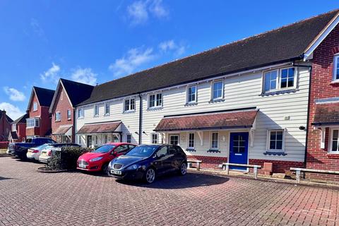 2 bedroom terraced house for sale, Lillywhite Road, Westhampnett PO18