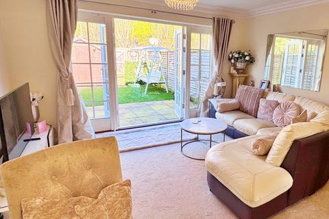 2 bedroom terraced house for sale, Lillywhite Road, Westhampnett PO18