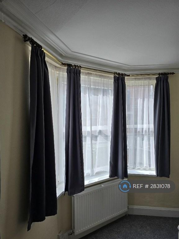 Studio - Large Bay Windows