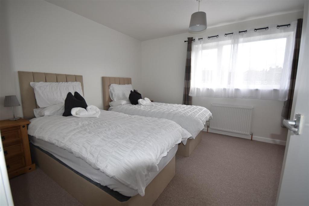 Bedroom two  (2).JPG