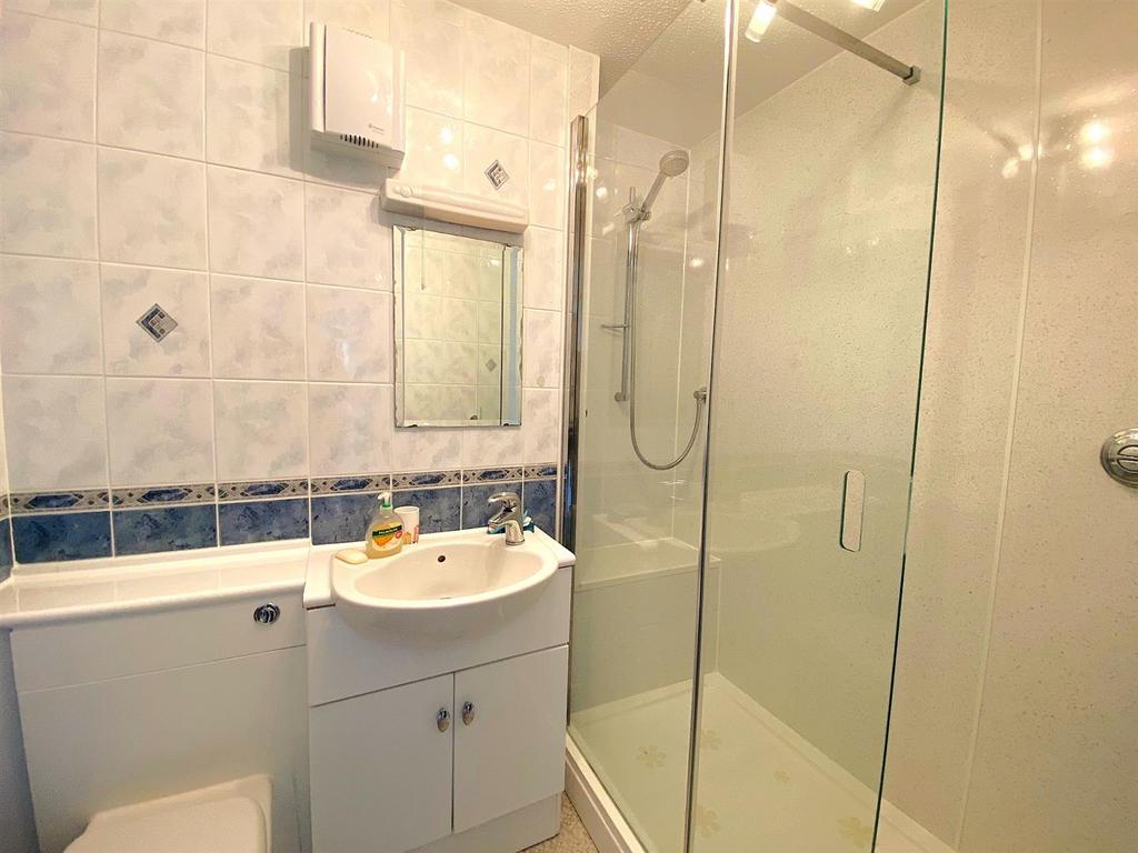 14 Barbados - Shower.jpg