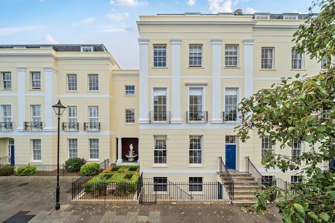 Imperial Square, Cheltenham, GL50