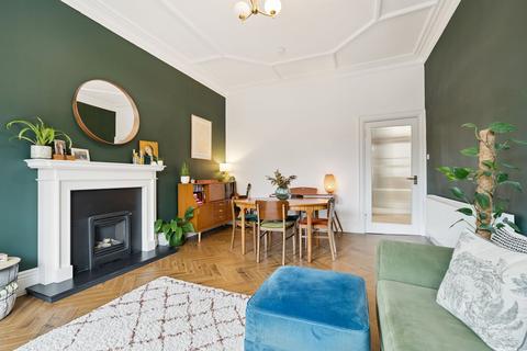 2 bedroom flat for sale, 17 Craigmillar Road, Flat 1/2, Battlefield, Glasgow, G42 9JZ