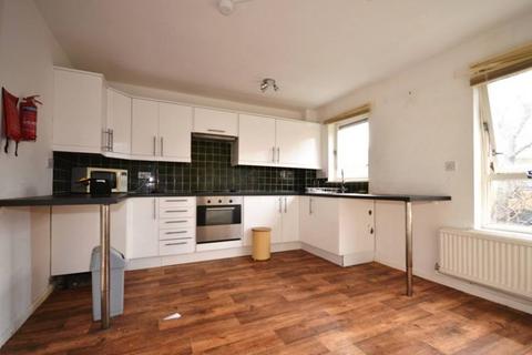 2 bedroom flat to rent, Hobday Street, Poplar, E14 6AZ